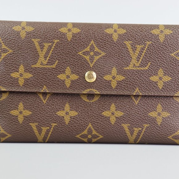 LOUIS VUITTON Monogram Porte Tresor International Wallet - Picture 2 of 15